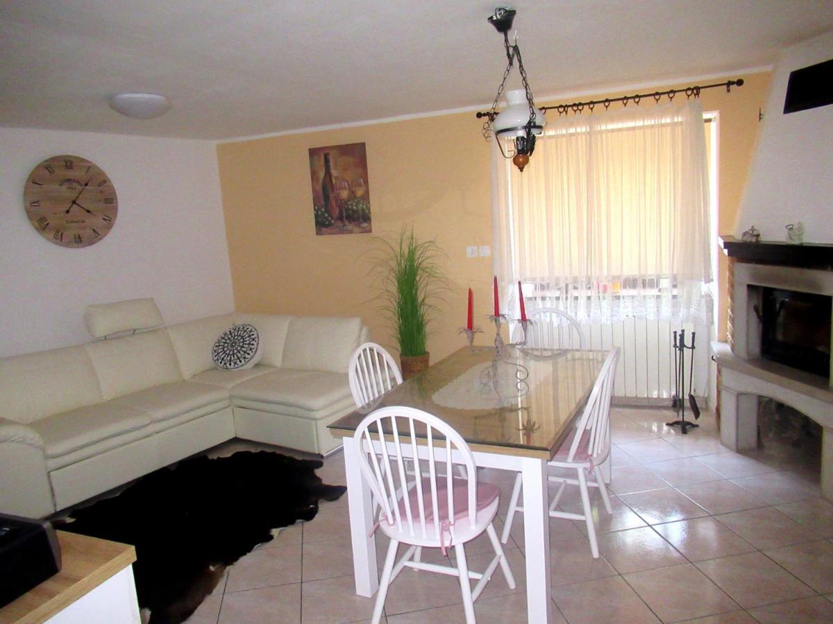 Apartma Qbed Gračišče Kültér fotó